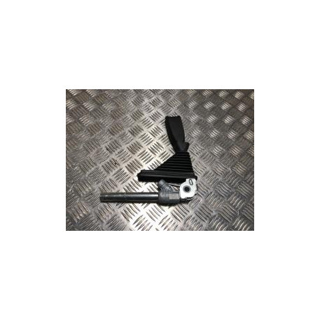 Pretensionneur de ceinture avant gauche NISSAN QASHQAI 1 PHASE 1 d’occasion