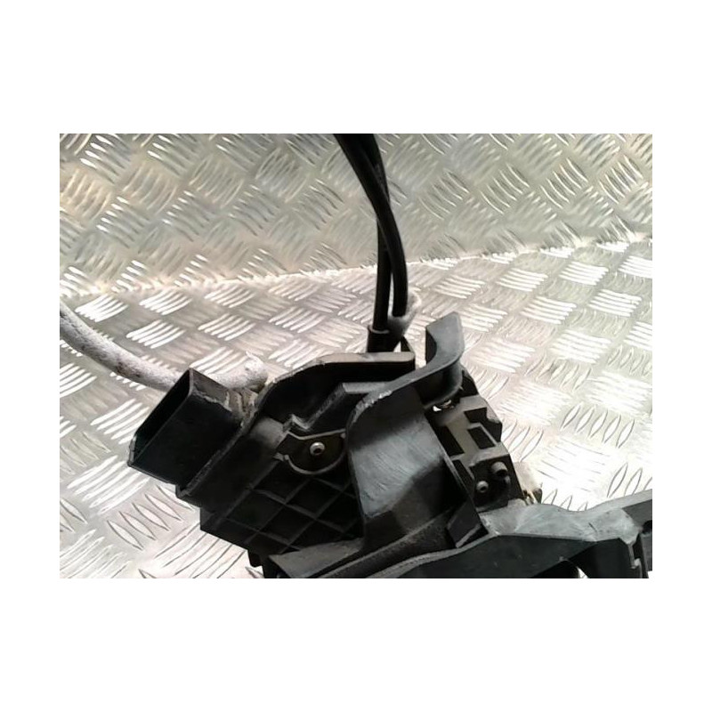 Serrure arriere gauche FORD S-MAX 1 PHASE 1 d’occasion