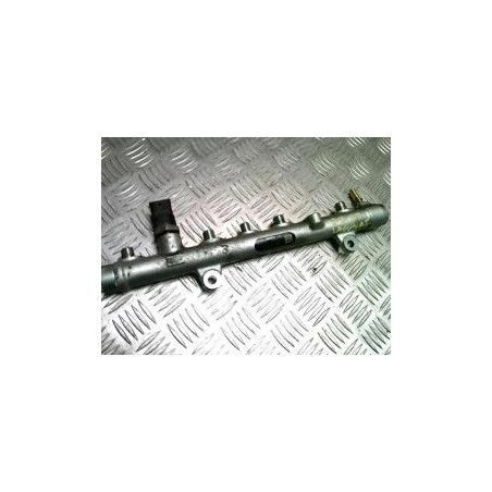 Rampe injection RENAULT LAGUNA 2 PHASE 2 d’occasion