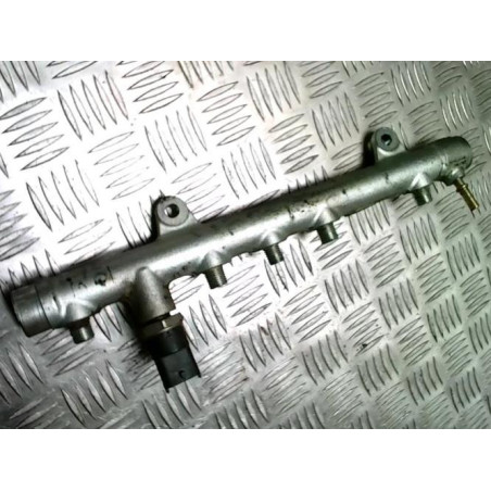 Rampe injection RENAULT LAGUNA 2 PHASE 2 d’occasion