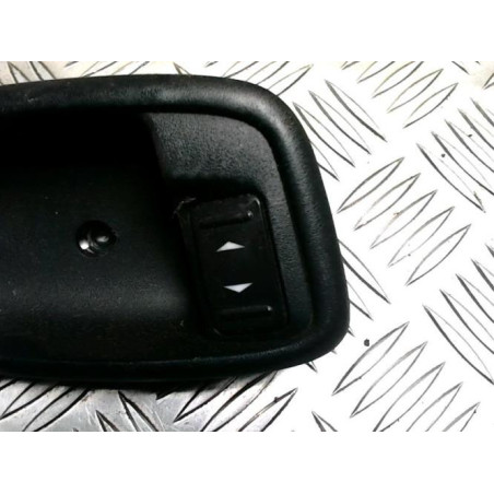 Interrupteur de leve vitre arriere droit FORD S-MAX 1 PHASE 1 d’occasion