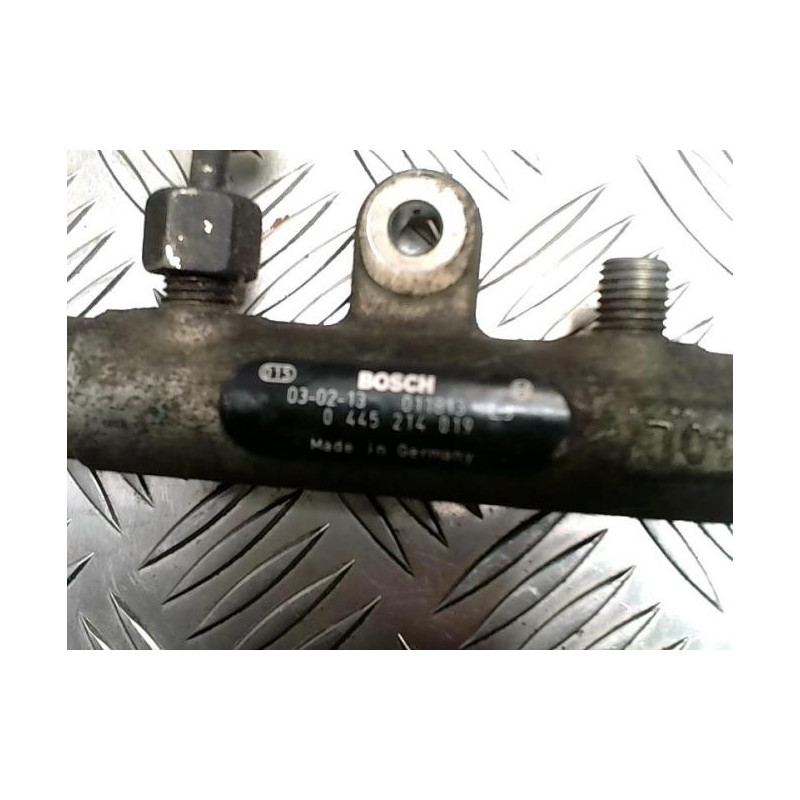 Rampe injection PEUGEOT 206 PHASE 1 d’occasion