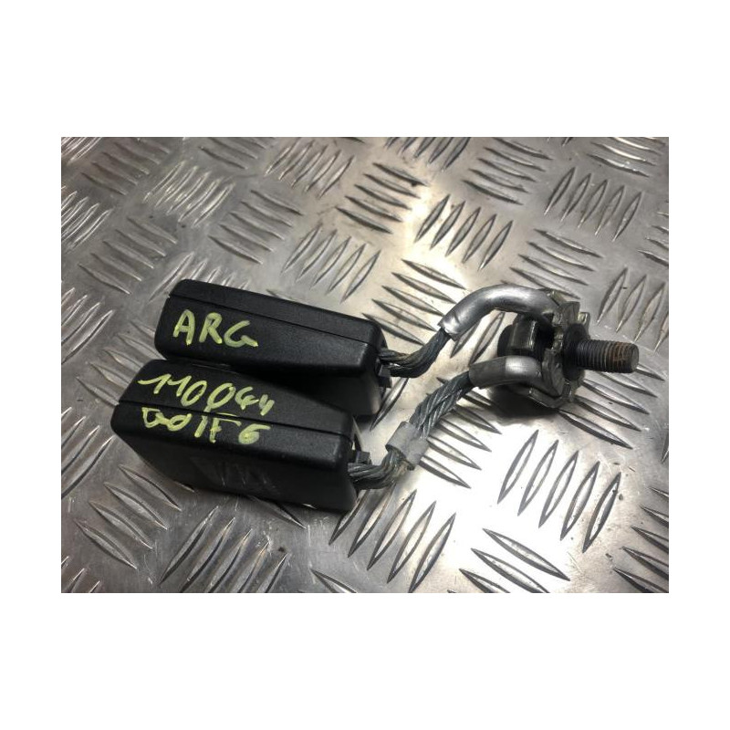 Attache ceinture arriere gauche VOLKSWAGEN GOLF 6 d’occasion