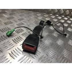 Attache ceinture avant gauche VOLKSWAGEN POLO 5 PHASE 1 d’occasion