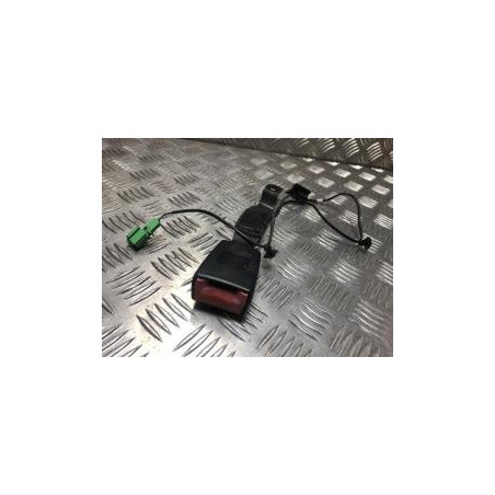 Attache ceinture avant gauche VOLKSWAGEN POLO 5 PHASE 1 d’occasion