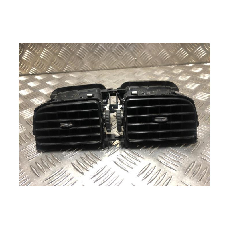 Aerateur tableau de bord VOLKSWAGEN POLO 5 PHASE 1 d’occasion