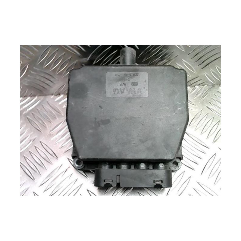 Module d'allumage (allumage) VOLKSWAGEN GOLF 5 d’occasion