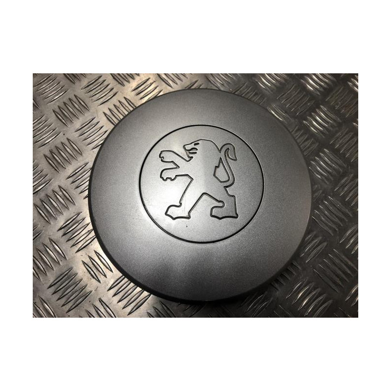 Enjoliveur PEUGEOT  d’occasion