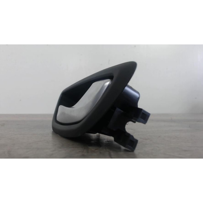 Poignee interieur arriere droit RENAULT MEGANE 4 PHASE 1 d’occasion