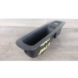 Interrupteur de leve vitre arriere droit RENAULT MEGANE 4 PHASE 1 d’occasion