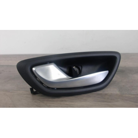 Poignee interieur arriere gauche RENAULT MEGANE 4 PHASE 1 d’occasion
