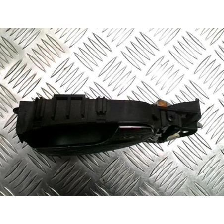 Poignee interieur avant droit PEUGEOT 307 PHASE 2 BREAK d’occasion