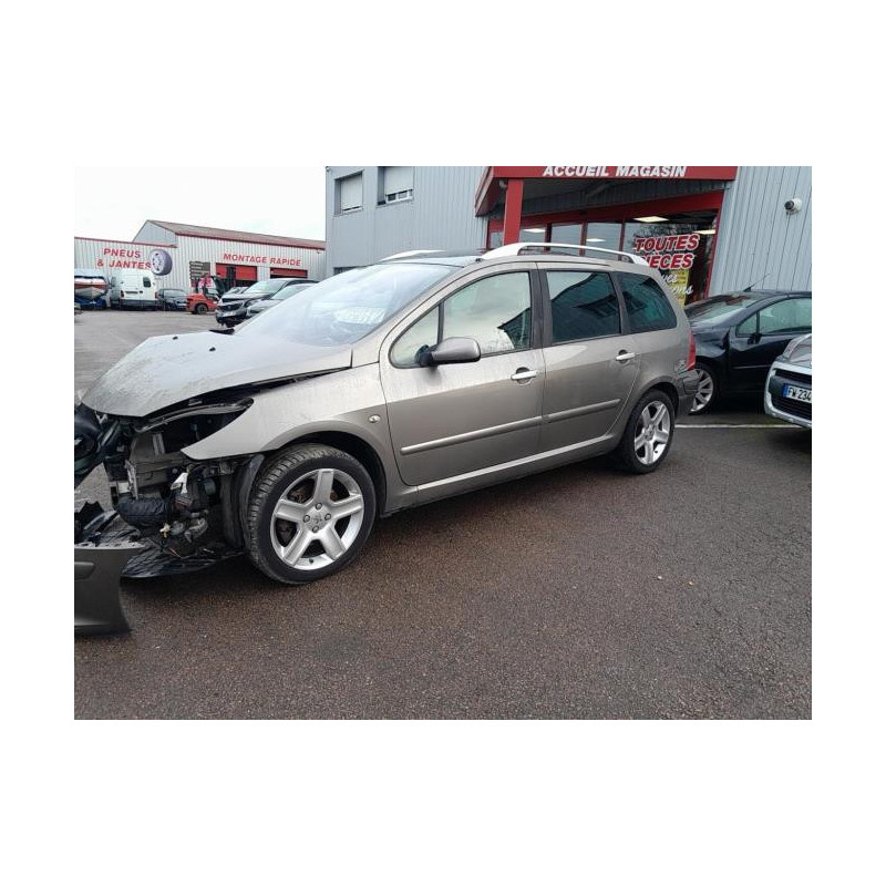Poignee interieur avant droit PEUGEOT 307 PHASE 2 BREAK d’occasion