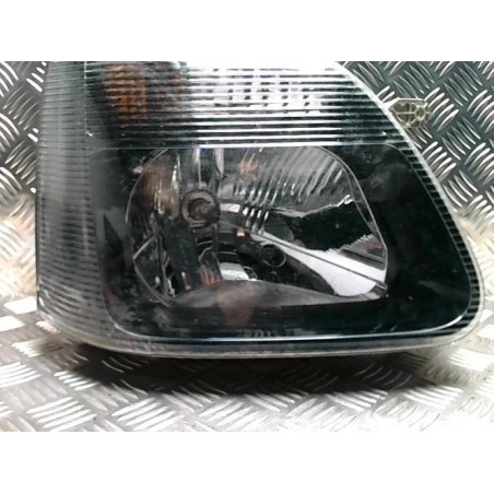Optique avant principal droit (feux)(phare) OPEL AGILA A d’occasion