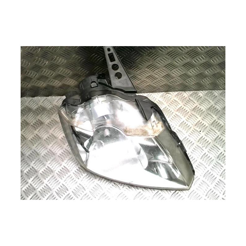 Optique avant principal droit (feux)(phare) RENAULT MODUS PHASE 1 d’occasion
