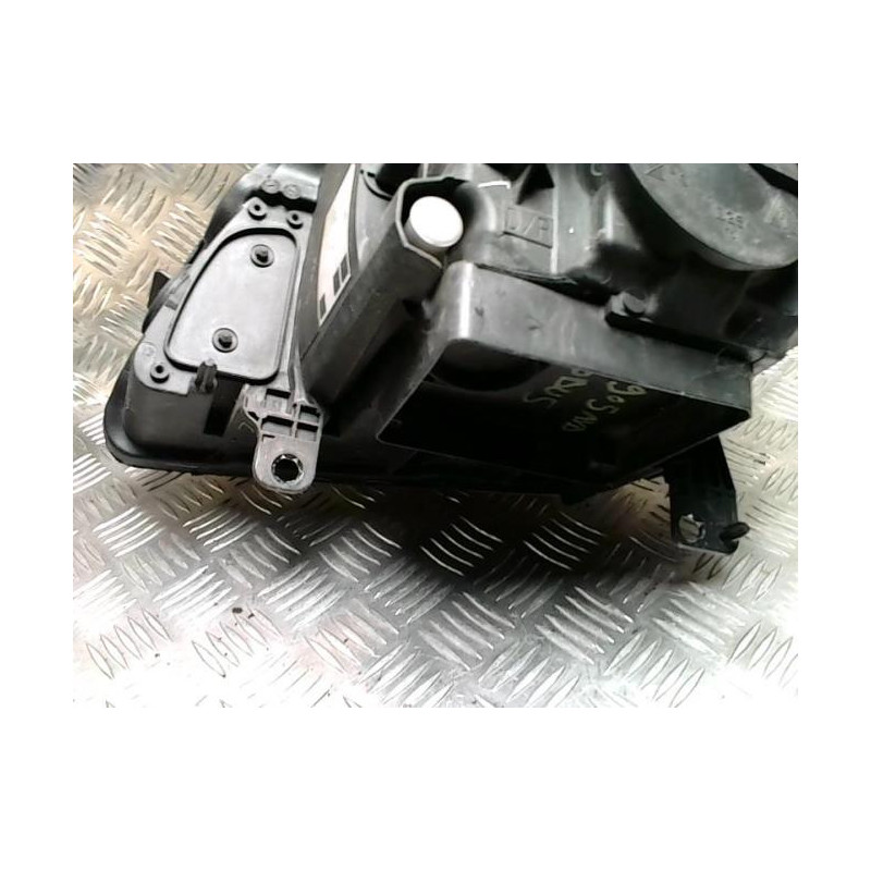 Optique avant principal droit (feux)(phare) RENAULT MODUS PHASE 1 d’occasion