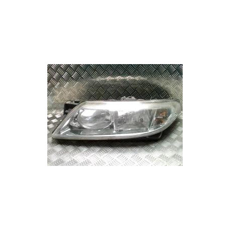 Optique avant principal gauche (feux)(phare) RENAULT LAGUNA 2 PHASE 2 d’occasion