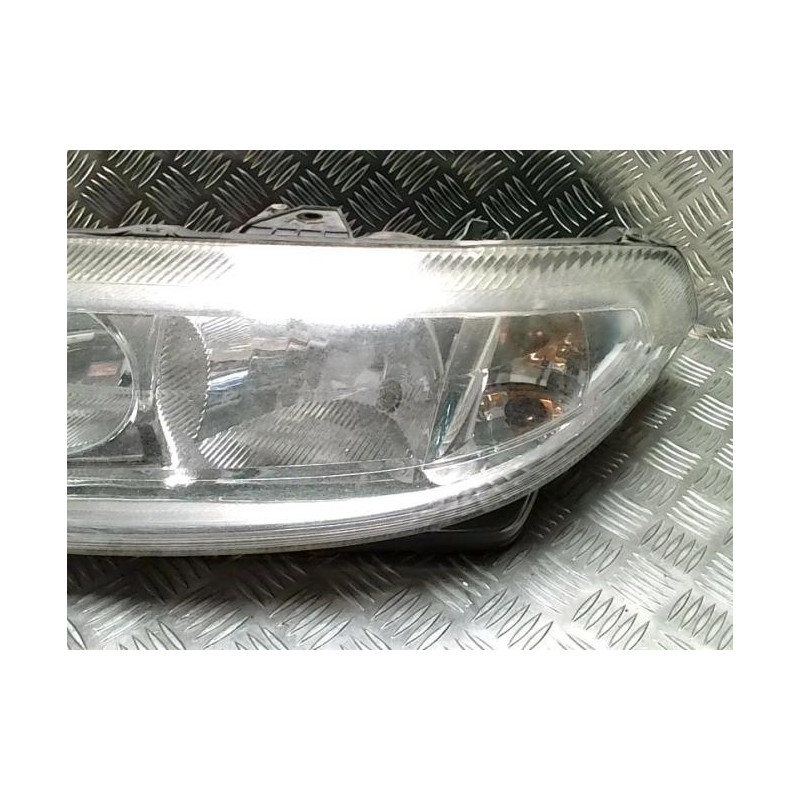 Optique avant principal gauche (feux)(phare) RENAULT LAGUNA 2 PHASE 2 d’occasion