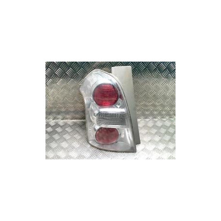 Feu arriere principal gauche (feux) TOYOTA COROLLA VERSO 2 PHASE 2 d’occasion