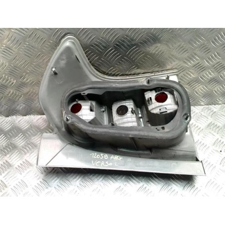 Feu arriere principal gauche (feux) TOYOTA COROLLA VERSO 2 PHASE 2 d’occasion