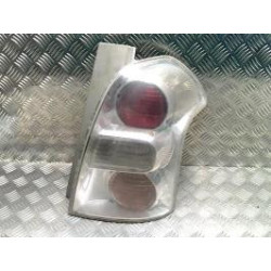Feu arriere principal droit (feux) TOYOTA COROLLA VERSO 2 PHASE 2 d’occasion