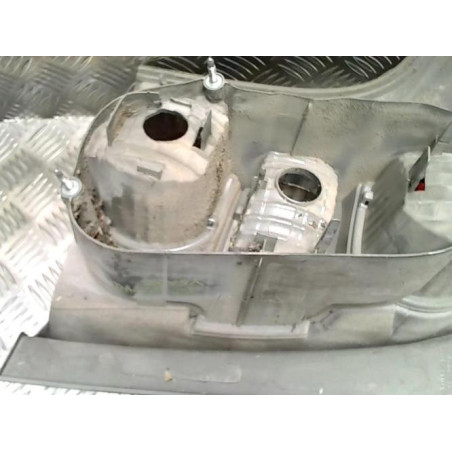 Feu arriere principal droit (feux) TOYOTA COROLLA VERSO 2 PHASE 2 d’occasion