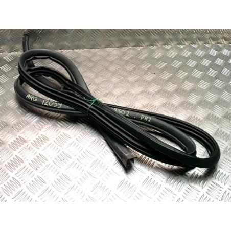 Joint de porte arriere gauche TOYOTA COROLLA VERSO 2 PHASE 2 d’occasion