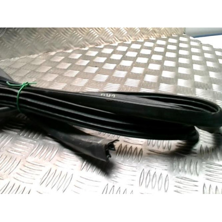Joint de porte arriere gauche TOYOTA COROLLA VERSO 2 PHASE 2 d’occasion