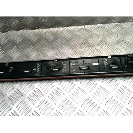 Poignee interieur avant gauche VOLKSWAGEN TOUAREG 1 PHASE 1 d’occasion