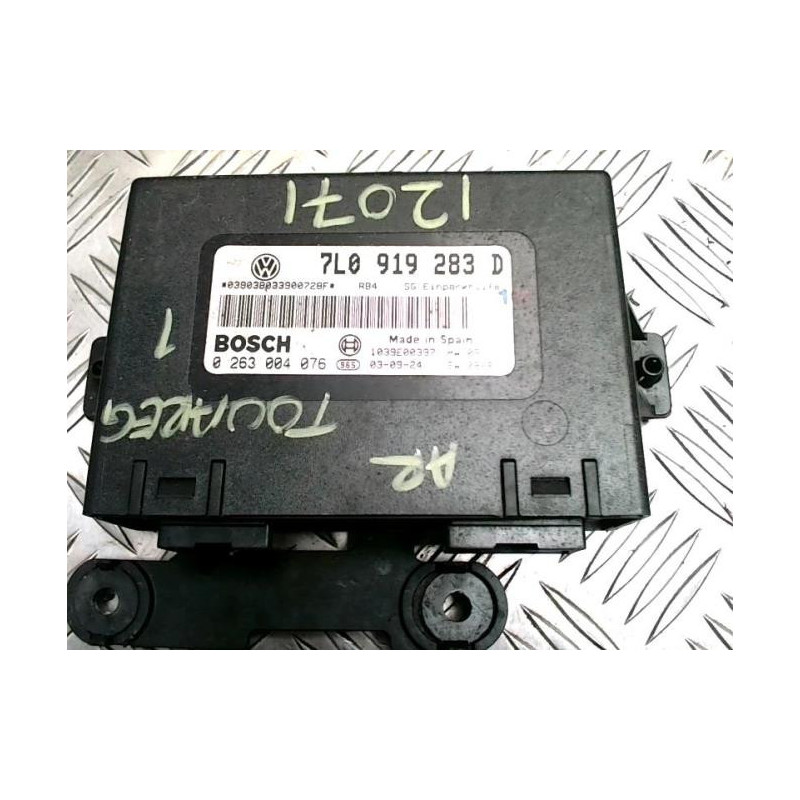 Boitier d'aide au stationnement VOLKSWAGEN TOUAREG 1 PHASE 1 d’occasion