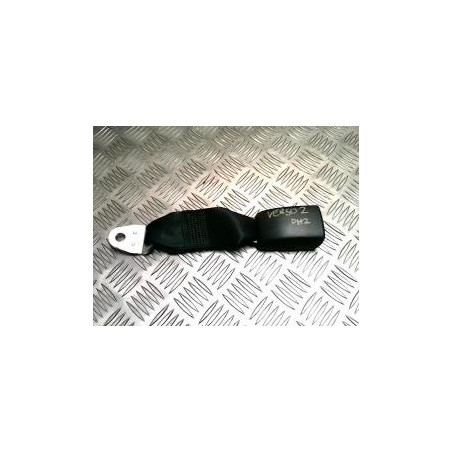 Attache ceinture arriere droit TOYOTA COROLLA VERSO 2 PHASE 2 d’occasion
