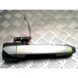 Poignee porte avant droit TOYOTA COROLLA VERSO 2 PHASE 2 d’occasion