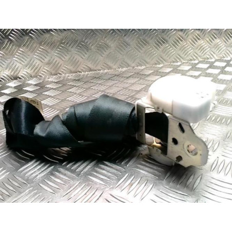 Ceinture arriere gauche troisieme ligne TOYOTA COROLLA VERSO 2 PHASE 2 d’occasion