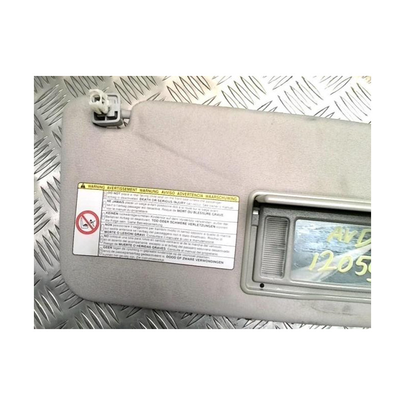 Pare soleil droit TOYOTA COROLLA VERSO 2 PHASE 2 d’occasion