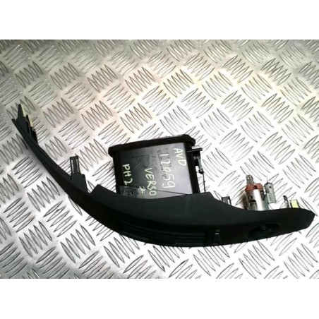 Aerateur tableau de bord avant droit TOYOTA COROLLA VERSO 2 PHASE 2 d’occasion