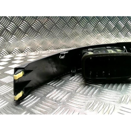 Aerateur tableau de bord avant gauche TOYOTA COROLLA VERSO 2 PHASE 2 d’occasion