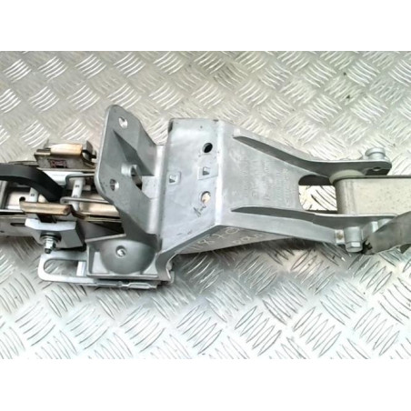 Colonne de direction VOLKSWAGEN POLO 4 PHASE 1 d’occasion