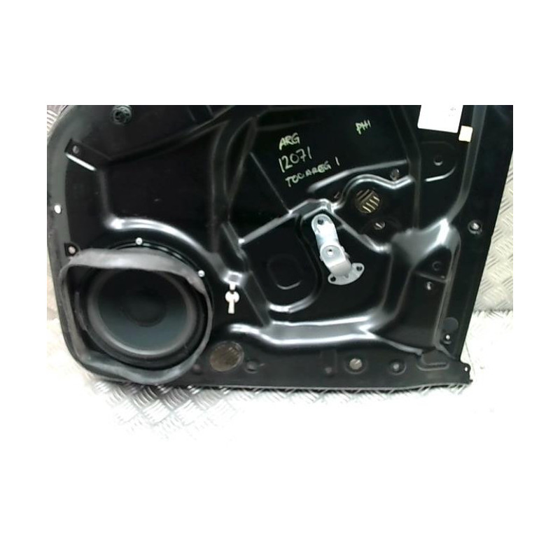 Garniture porte arriere gauche VOLKSWAGEN TOUAREG 1 PHASE 1 d’occasion