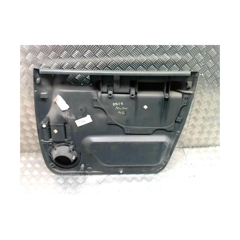 Panneau de porte avant gauche FIAT SCUDO d’occasion