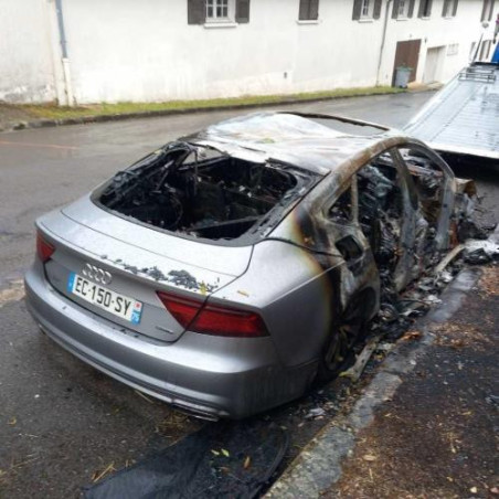Becquet AUDI A7 1 SPORTBACK PHASE 2 d’occasion