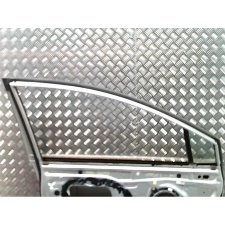Porte avant gauche TOYOTA COROLLA VERSO 2 PHASE 2 d’occasion