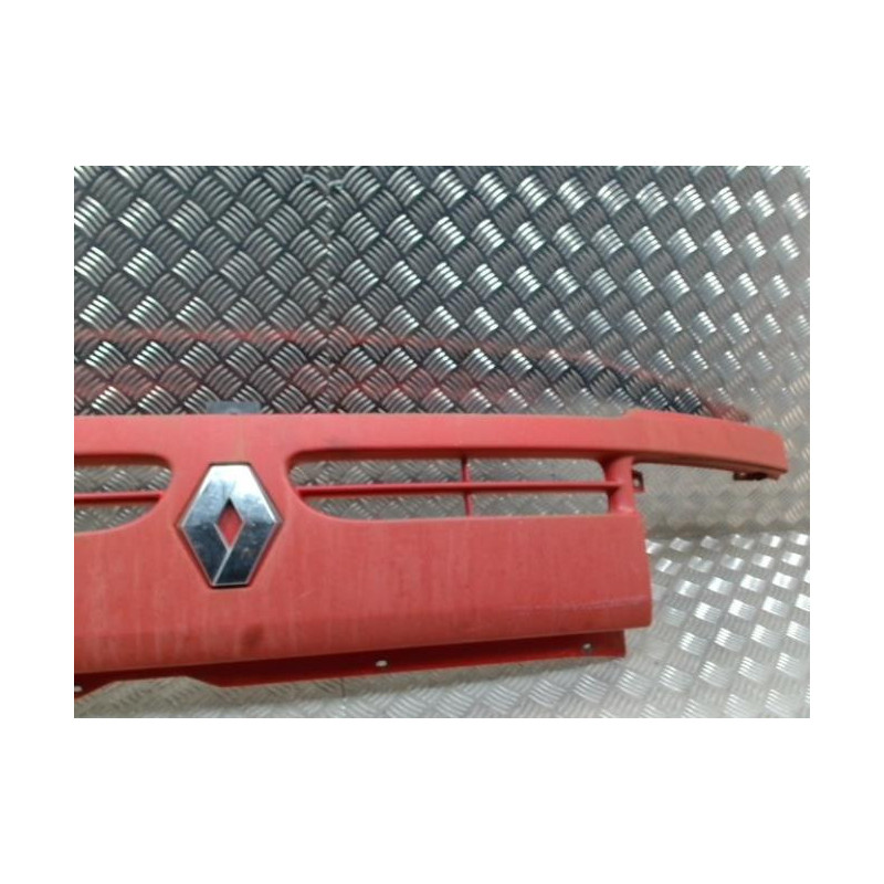 Calandre RENAULT MASTER 2 PHASE 1 d’occasion