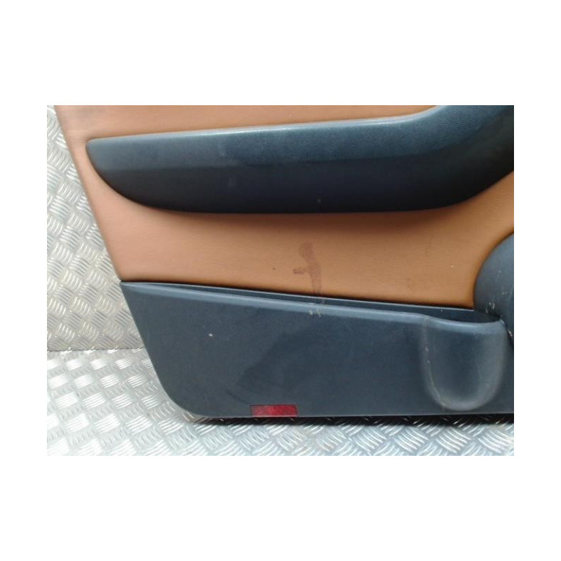Panneau de porte avant gauche MERCEDES CLASSE B 245 PHASE 1 d’occasion