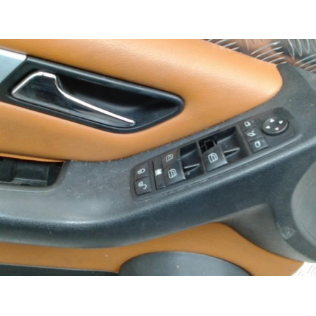 Panneau de porte avant gauche MERCEDES CLASSE B 245 PHASE 1 d’occasion