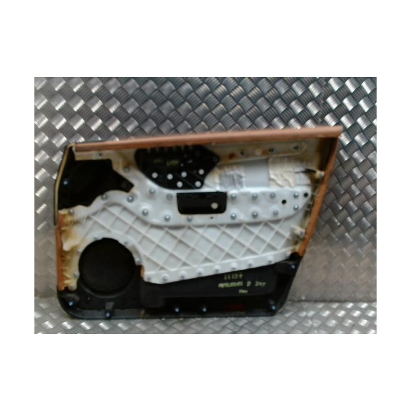 Panneau de porte avant gauche MERCEDES CLASSE B 245 PHASE 1 d’occasion