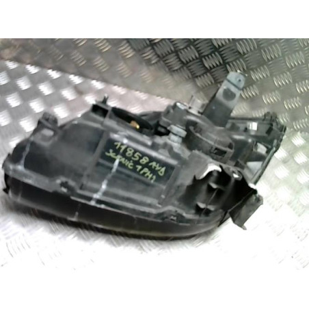 Optique avant principal droit (feux)(phare) RENAULT SCENIC 1 PHASE 2 d’occasion