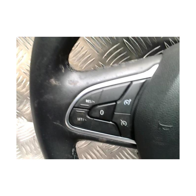 Volant RENAULT MEGANE 4 PHASE 2 d’occasion