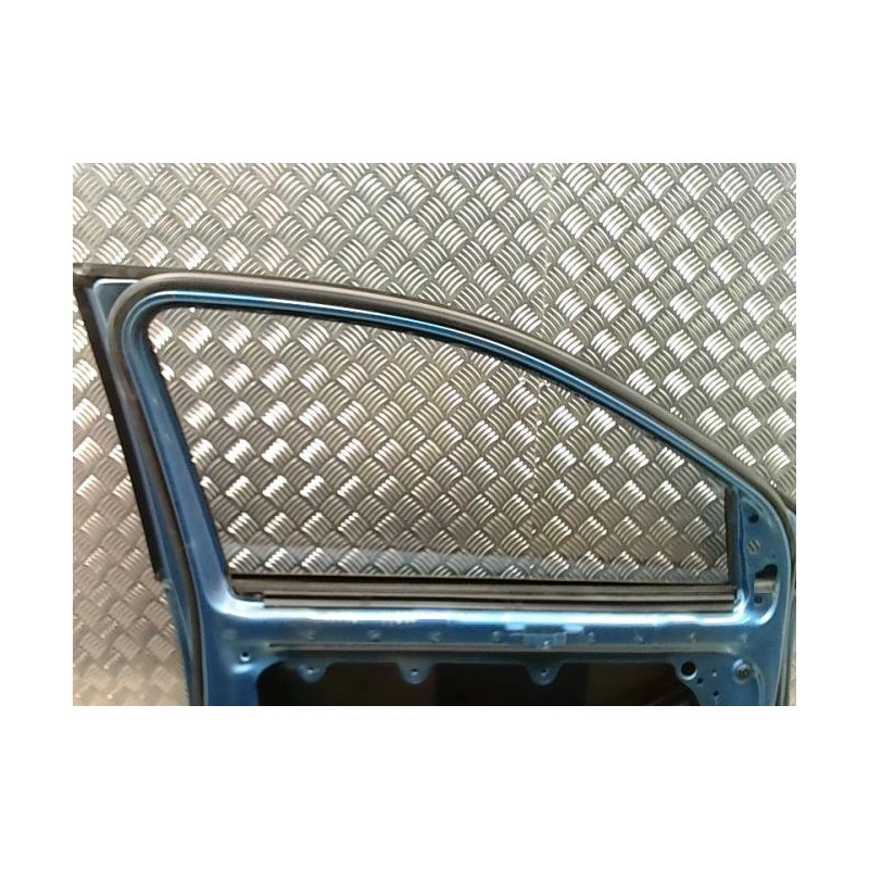 Porte avant gauche VOLKSWAGEN POLO 4 PHASE 1 d’occasion