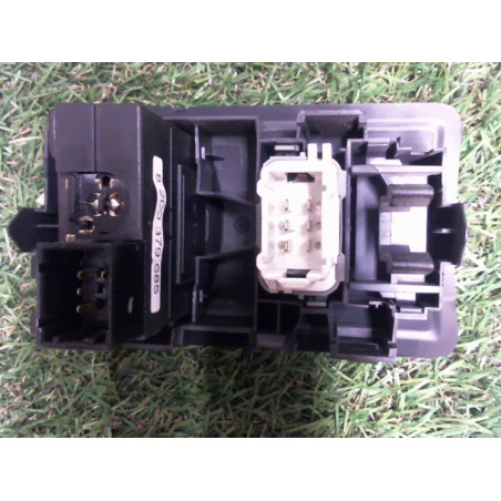 Commande de reglage hauteur de phare RENAULT CLIO III PHASE 1 d’occasion