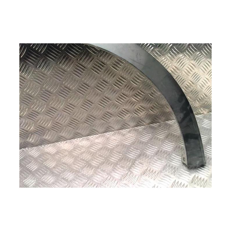 Extension d'aile arriere droit HONDA CIVIC 8 PHASE 2 d’occasion